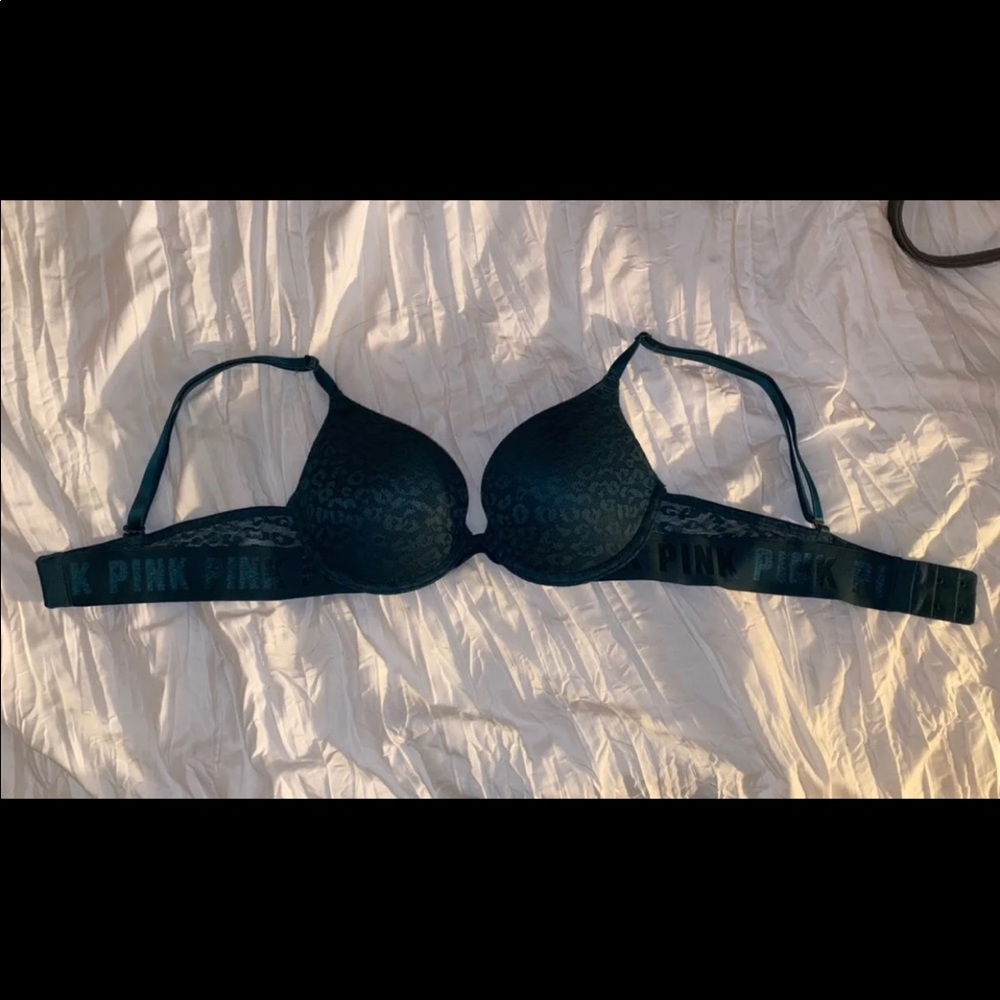 PINK Victoria’s Secret bra